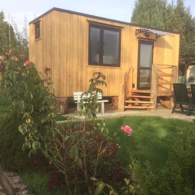 فيلا Tiny House Calido Apelern المظهر الخارجي الصورة